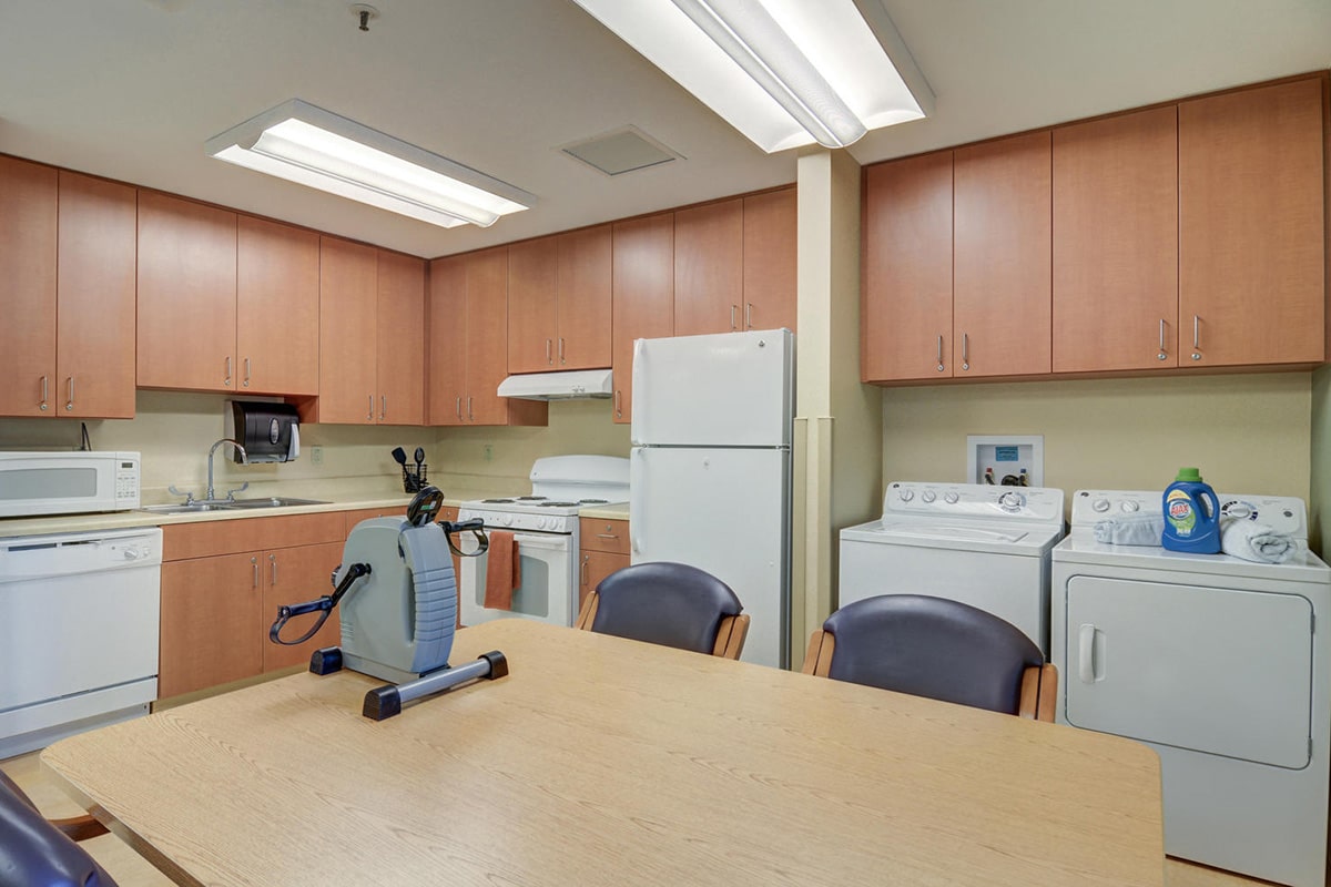 A kitchenette at Sycamore Trails
